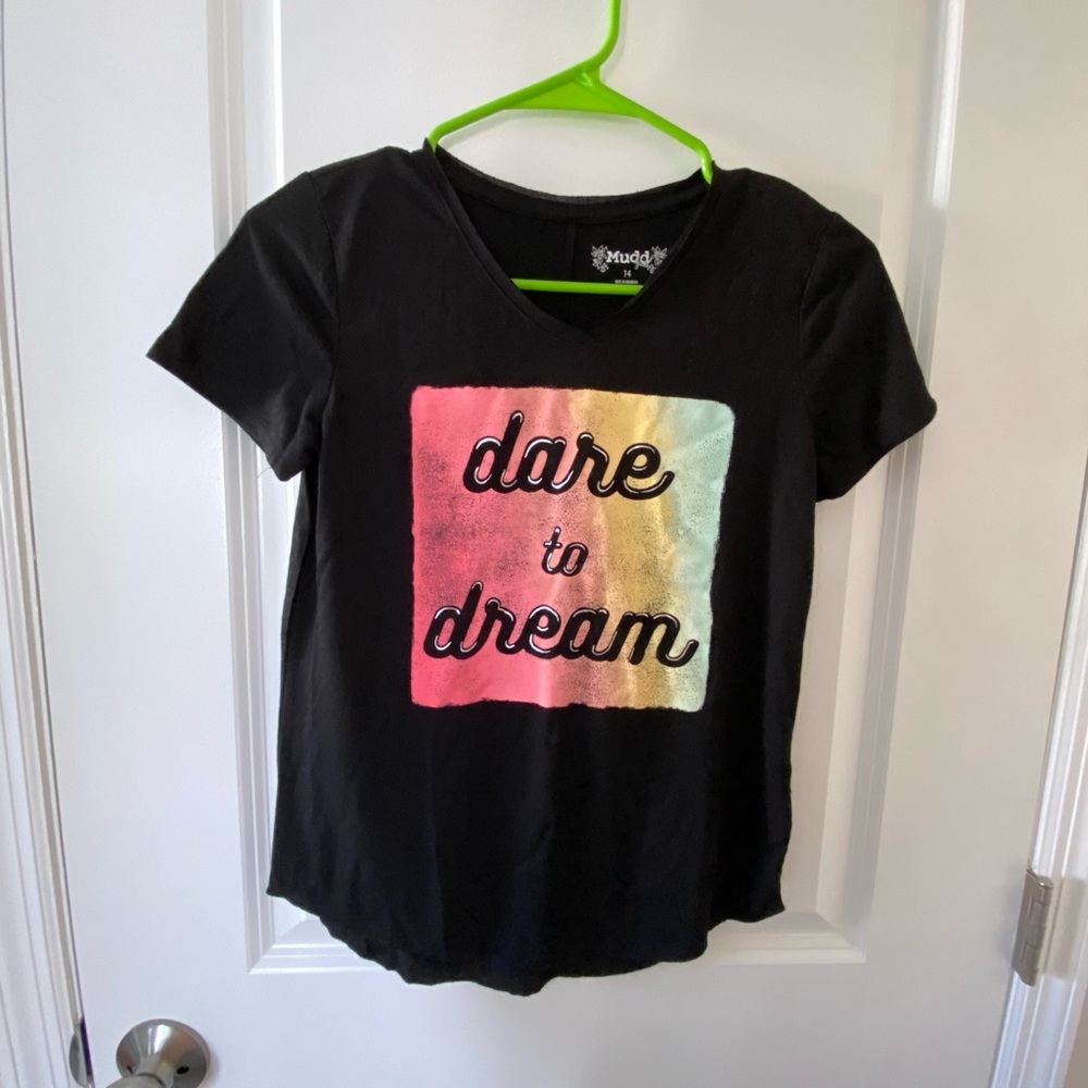 Mudd Black Tee with Vibrant Graphic